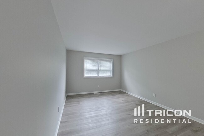 Building Photo - 22 Beaver Hill Rd