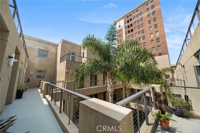 Building Photo - 133 The