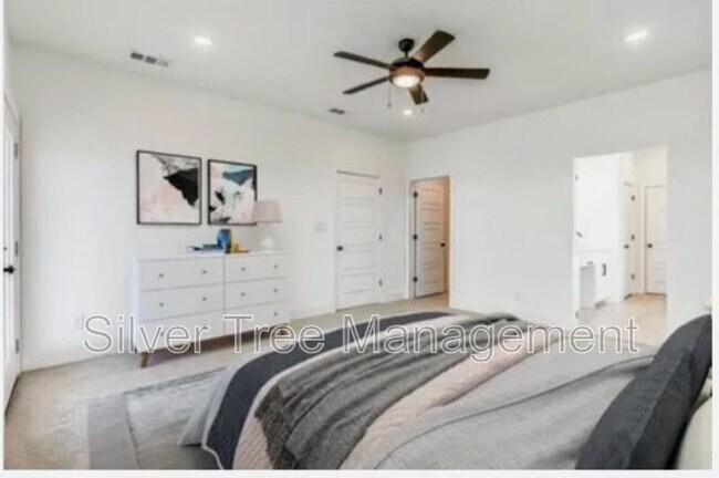 Building Photo - 9073 Quarry Hill Ct