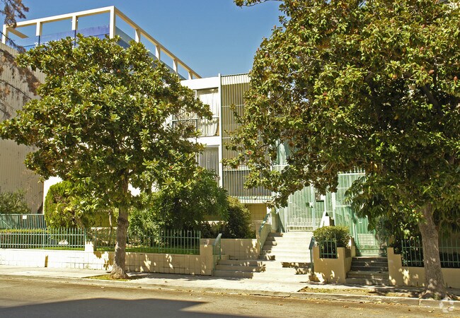Building Photo - Villa Monica Apts.