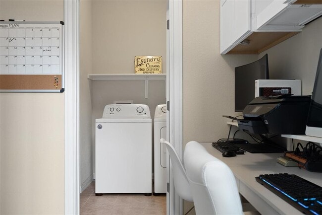 Building Photo - 5404 Traviston Dr