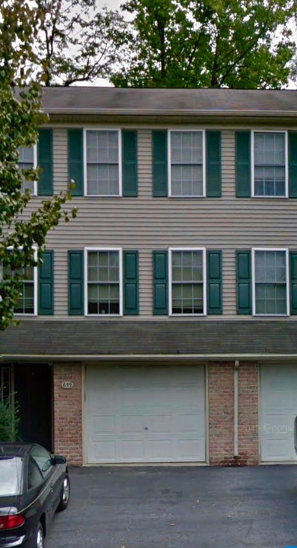 Primary Photo - 659 Rockwood Dr