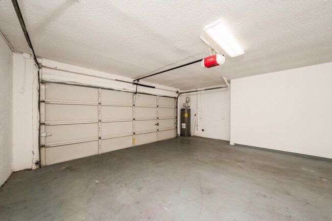 Building Photo - 80 Baytree Cir