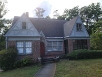 Building Photo - 1896 Ridgewood Dr NE