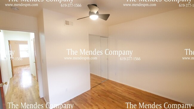Building Photo - 933 Temple St