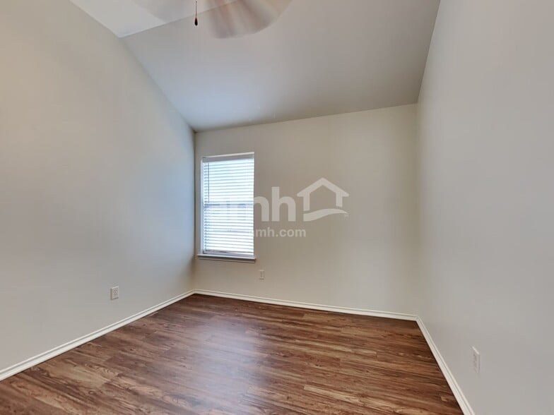 Building Photo - 1410 Loma Linda Ter