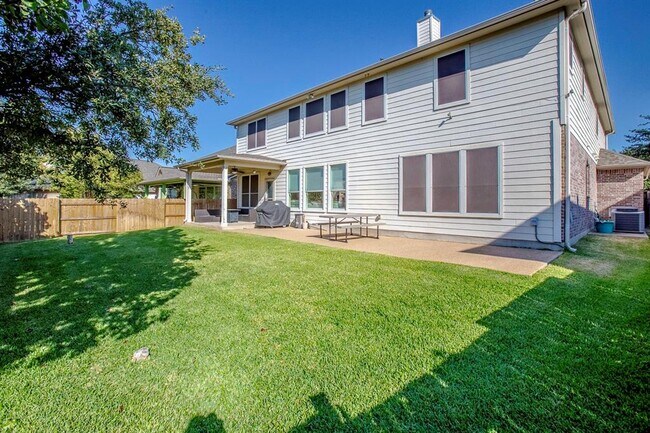 Building Photo - 705 Green Vista Ct
