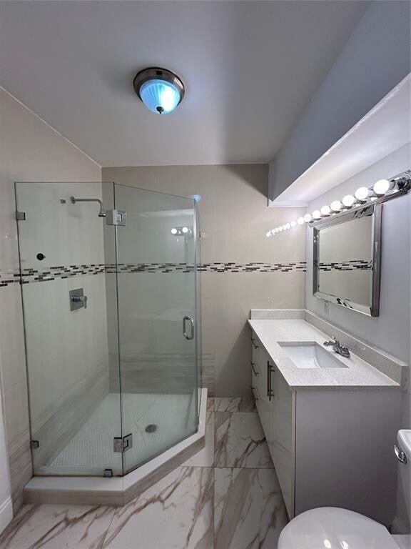 Building Photo - 912 NE 15th Ave