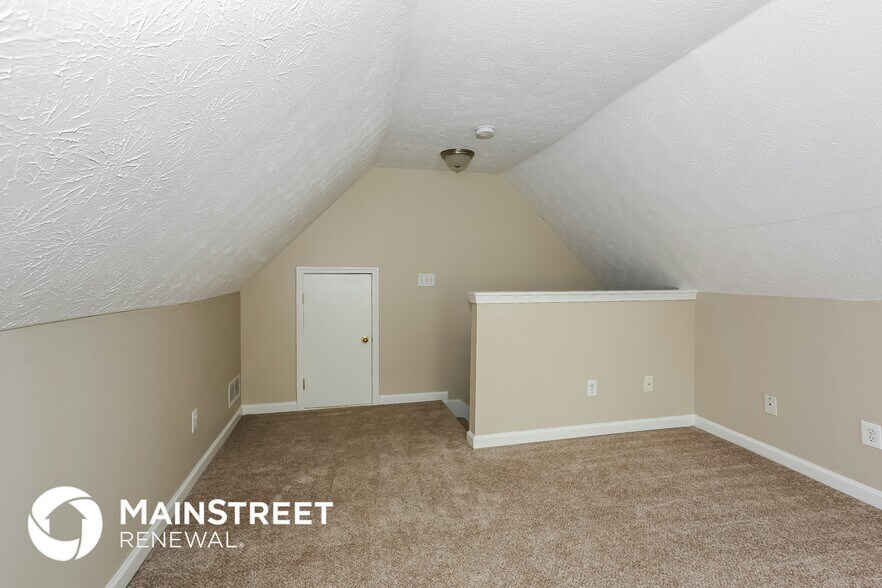 Building Photo - 130 Creekside Trail