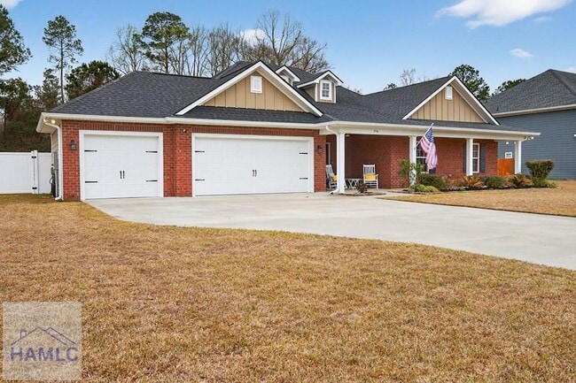 Building Photo - 99 Blueberry Ct NE