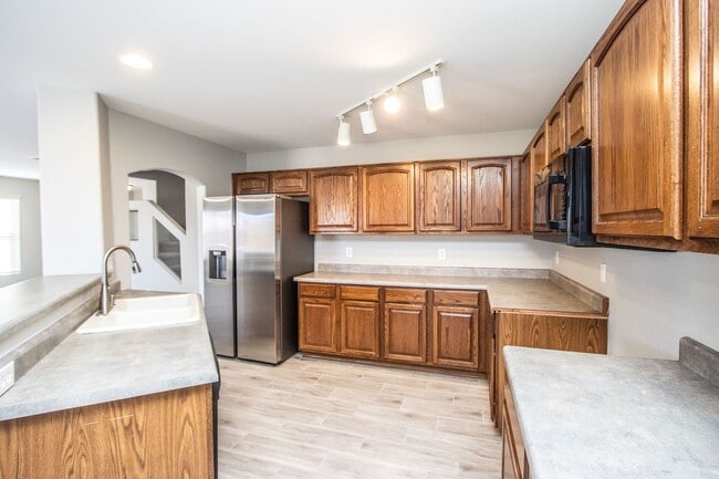 Building Photo - FANTASTIC 4BED/3 BATH SAN TAN HOME in RANCHO BELLA VISTA