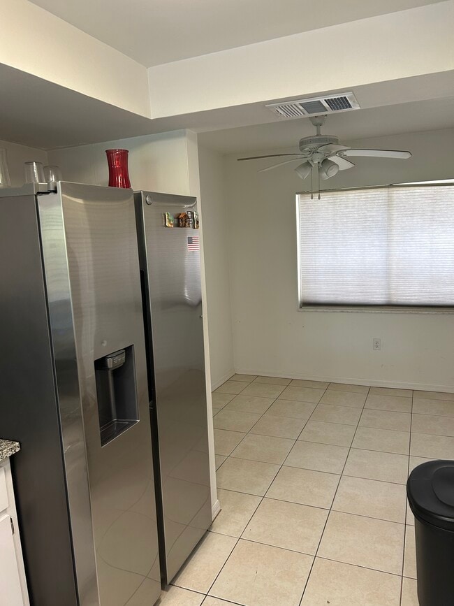 Building Photo - 15171 Cedarwood Ln