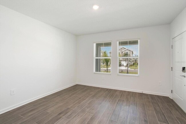 Building Photo - 3048 Armstrong Ave