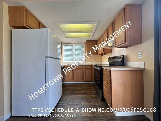 Building Photo - 1409 Hensley St NE