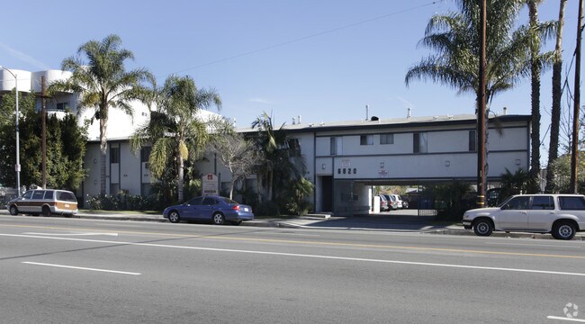 Building Photo - 6820 Laurel Canyon Blvd