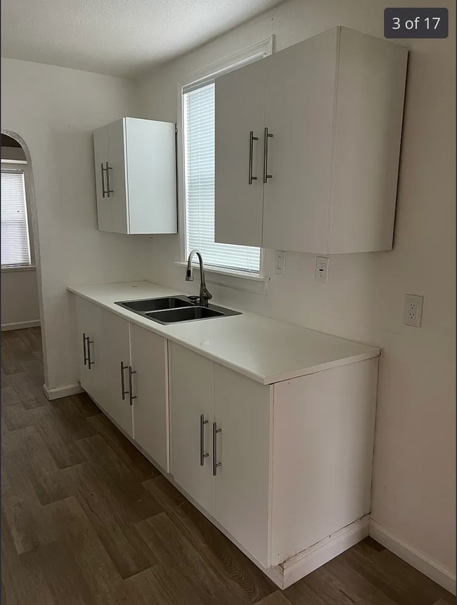 Building Photo - 3390 16th Ave