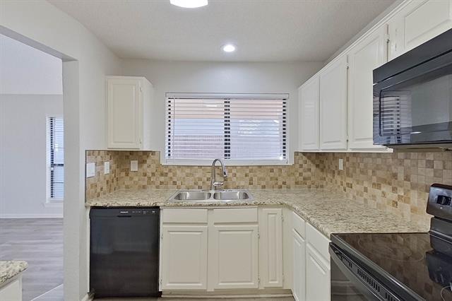 Building Photo - 161 Hunter Dr