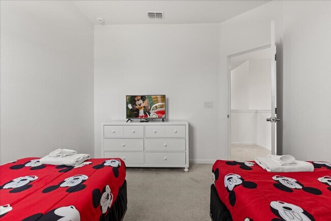 Building Photo - 4486 Monado Dr