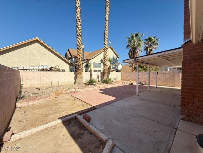 Building Photo - 6568 Gazelle Dr