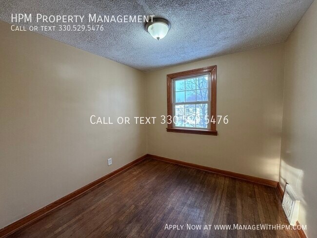 Building Photo - 3234 Arbor Rd SW