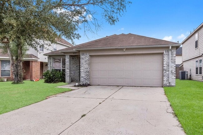 Building Photo - 16957 Wren Hill St