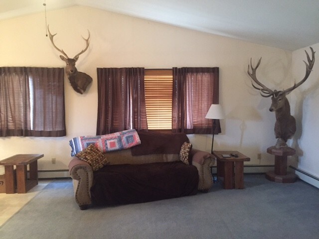 Building Photo - 812 E Saguaro St