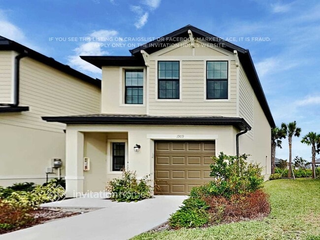 Building Photo - 2041 E Landings Wy