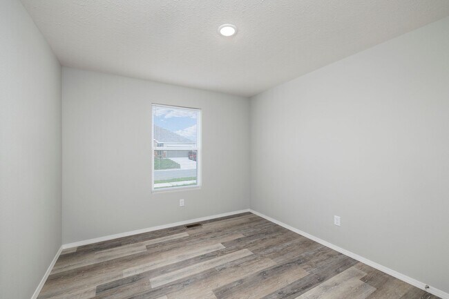 Building Photo - Newly built 3 bedroom-Westbury Gardens with a fully fenced in yard!
