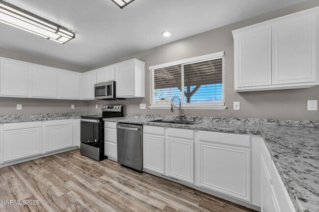 Building Photo - 17391 Crystal Canyon Blvd