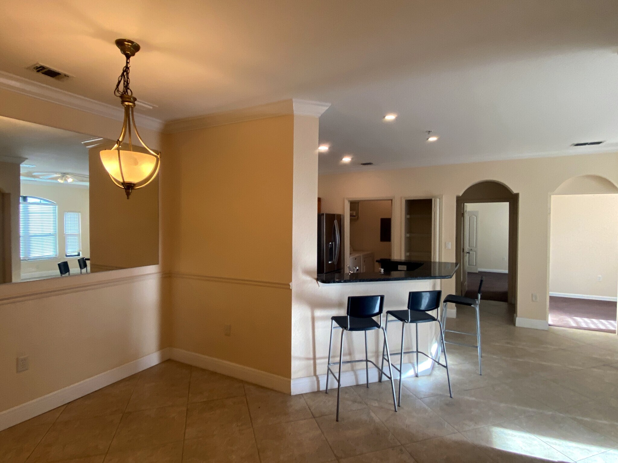 Building Photo - 2709 Via Cipriani #531A