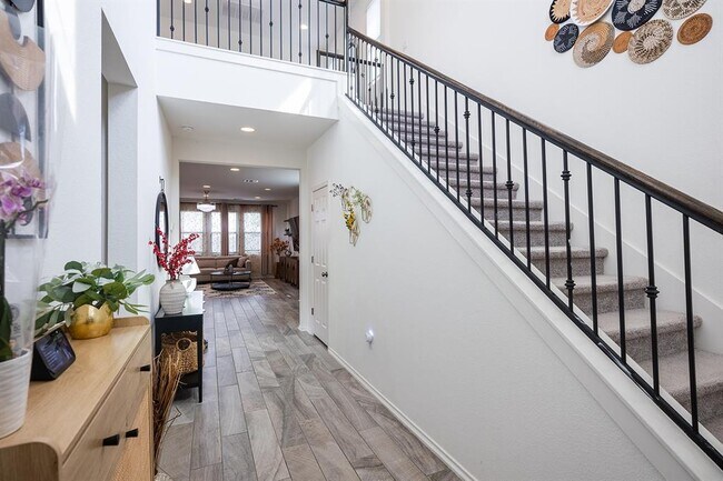Building Photo - 15207 Kookaburra Path