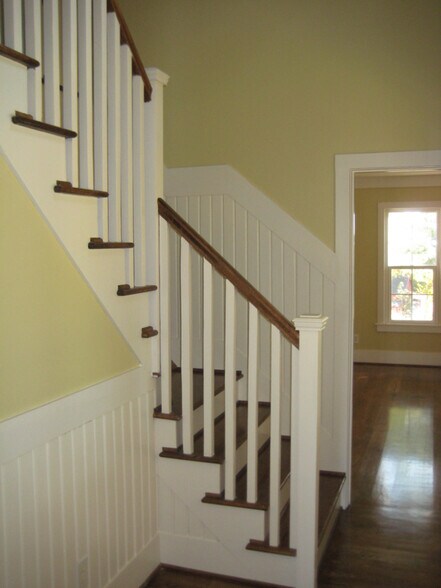 Building Photo - 1000 Ewing Albright Rd