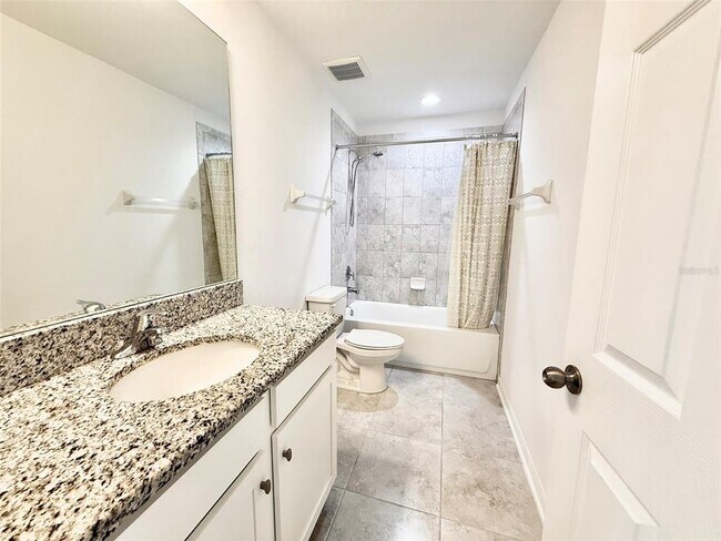 Building Photo - 12189 Nouveau Ave