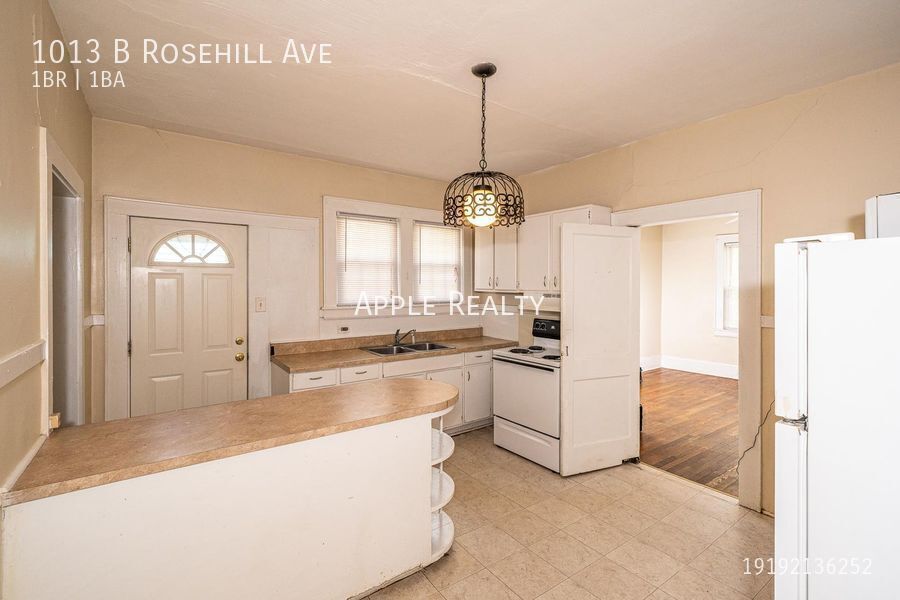 Building Photo - 1013 Rosehill Ave