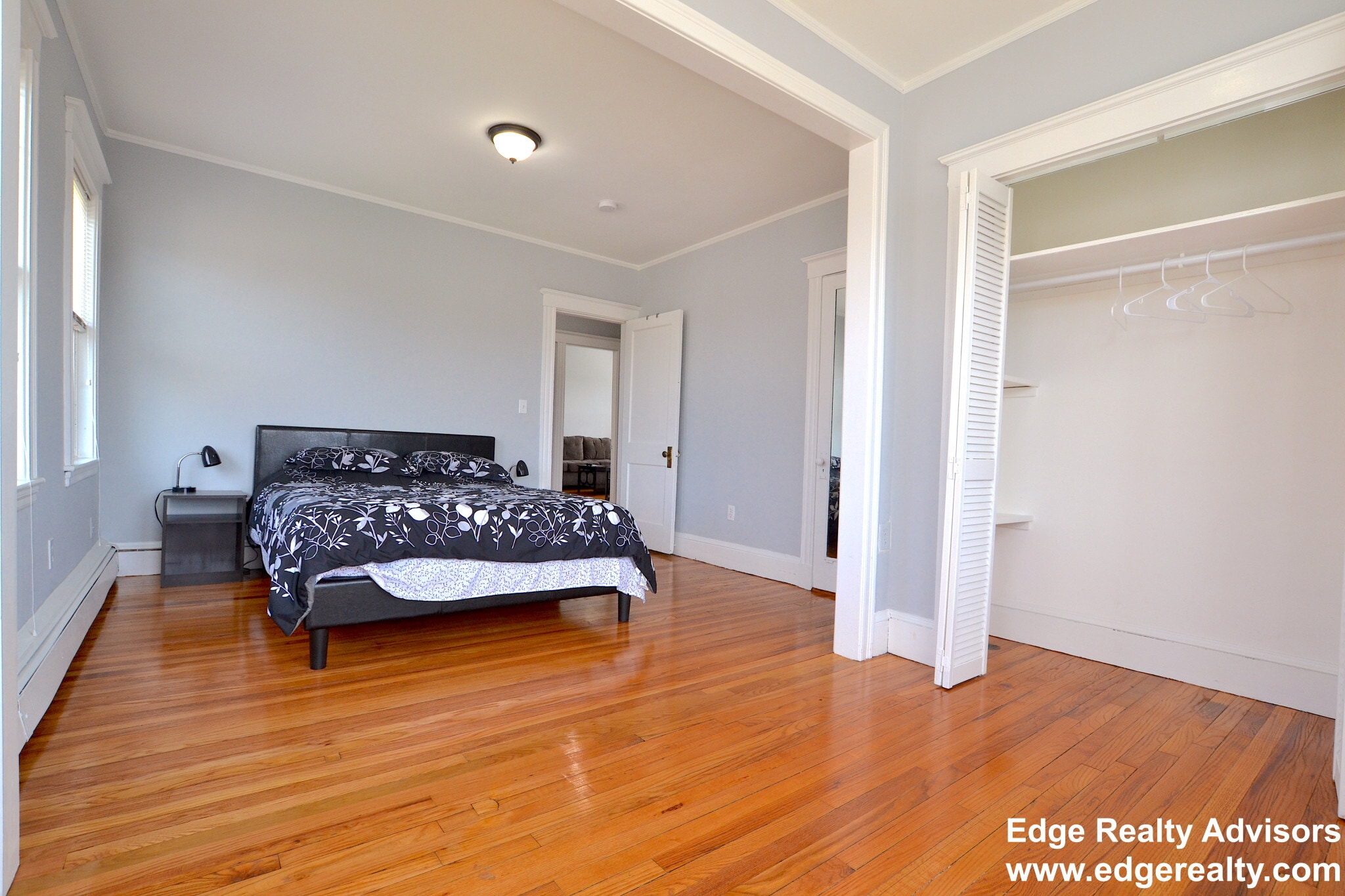 Building Photo - 68 S Crescent Circuit Cres