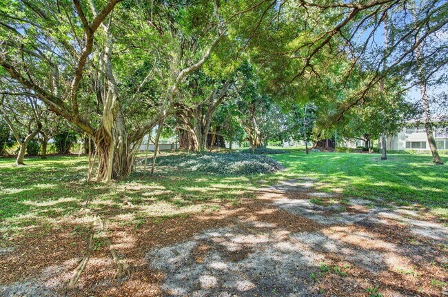 Building Photo - 1501 Cayman Way