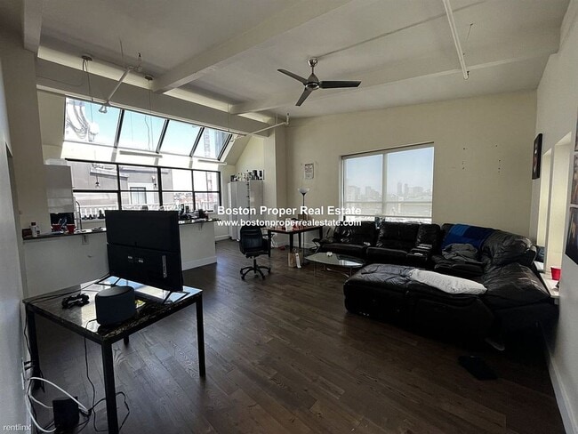 Building Photo - WATCH YT VIDEO BELOW! No Fee, Unique Skylighted PENTHOUSE!  Laundry in Unit!  Deck overlooking city!
