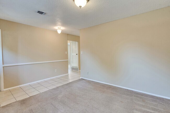 Building Photo - 7404 Bucknell Dr