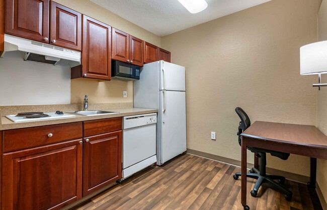 Building Photo - Furnished Studio-Baltimore - BWI Airport -...