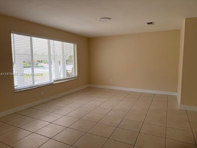 Building Photo - 7325 SW 98th Ct