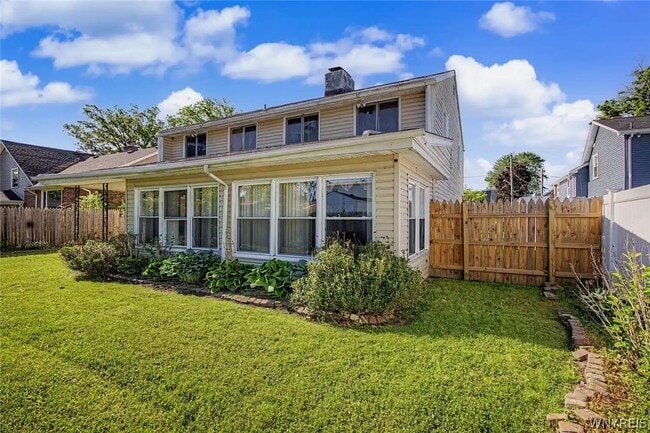 Building Photo - 9326 Rivershore Dr