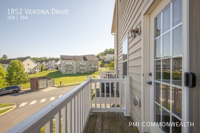 Building Photo - 1852 Verona Dr