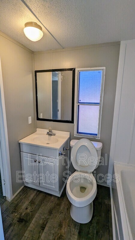 Building Photo - 260 Ed Powers Blvd