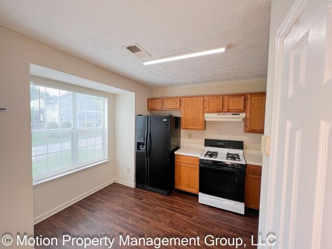 Building Photo - 6426 Charter Way