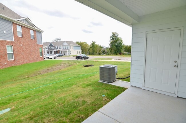 Building Photo - 1017 Keyes Pl
