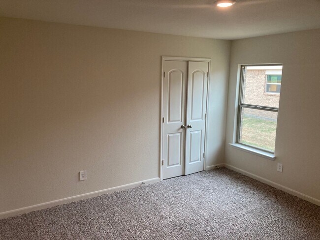 Building Photo - 3007 Boran Dr