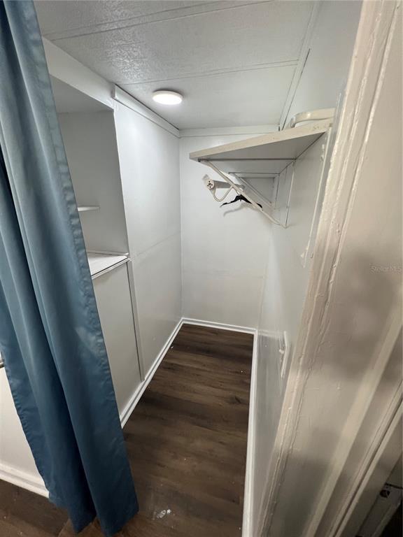 Building Photo - 5195 Countryside Ct