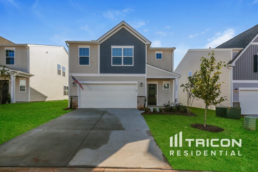 Primary Photo - 4030 Rustling Grass Trl