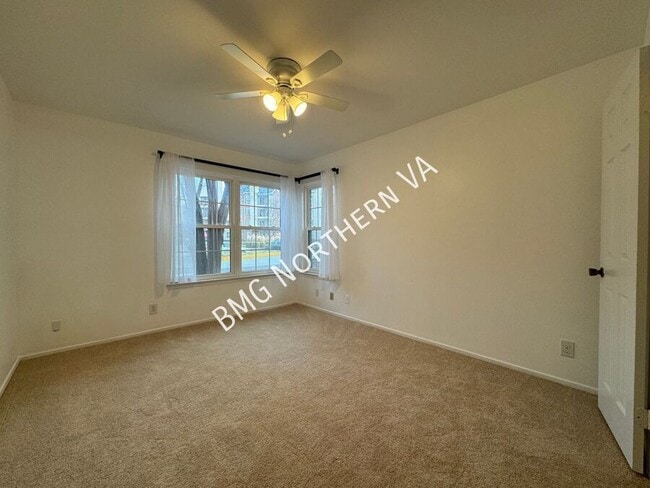 Building Photo - 3305 Wyndham Cir