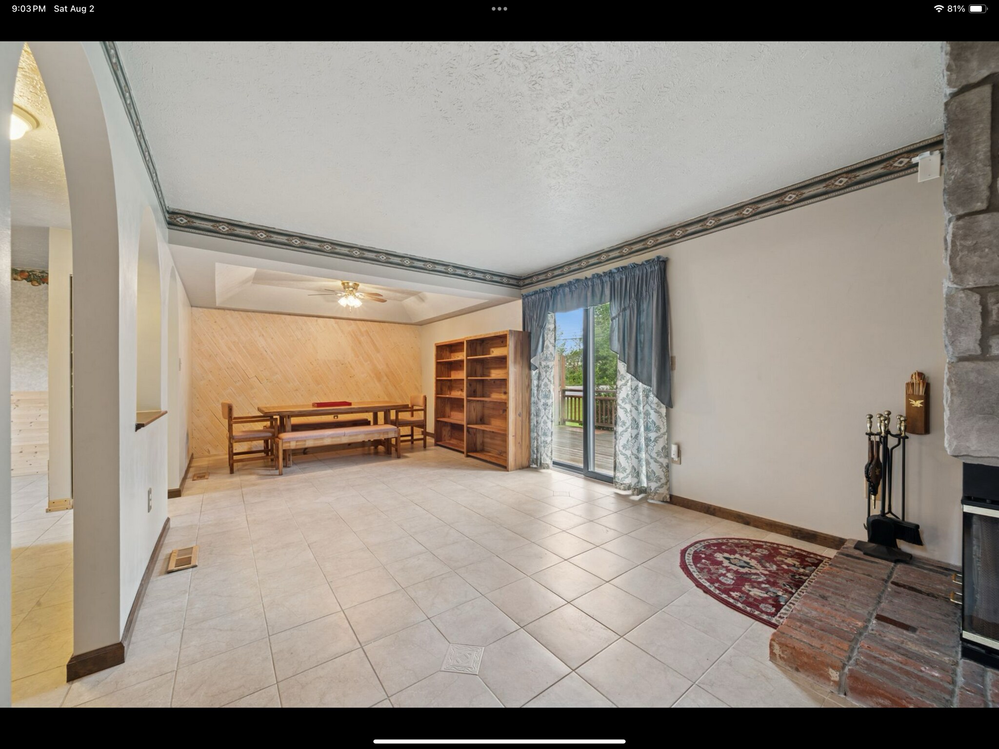 Building Photo - 5045 Fountainwood Dr